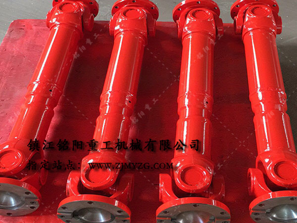 新式整體叉頭式萬(wàn)向聯(lián)軸器是冶金、軋鋼等機(jī)械設(shè)備的優(yōu)選傳動(dòng)件-萬(wàn)向聯(lián)軸器